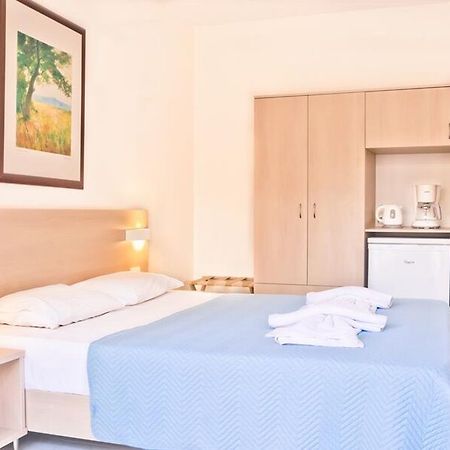 Talos Hotel & Apartments Hriszí Aktí Haniá Kültér fotó